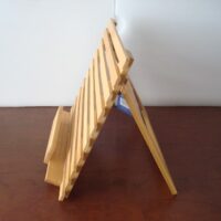 Natural bamboo lectern for tablets or fine books - Image 2