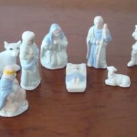 Belén de porcelana de 10 piezas, más regalo