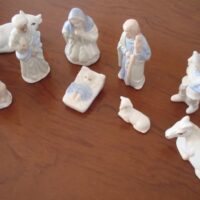 Belén de porcelana de 10 piezas, más regalo - Imagen 2