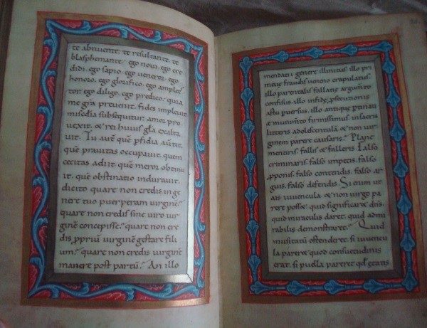 De Virginitate Sanctae Mariae: Ildefonso da Toledo, códice Parma Ildefonsus, San Ildefonso. c. 1100 *****