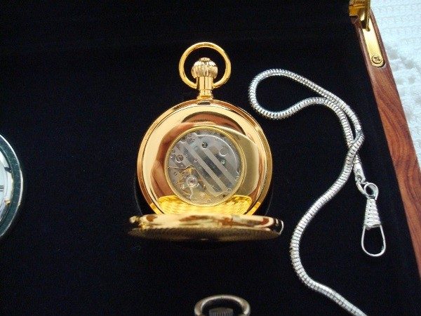 Colección Relojes de Época: 8 relojes de bolsillo bañados en oro y plata