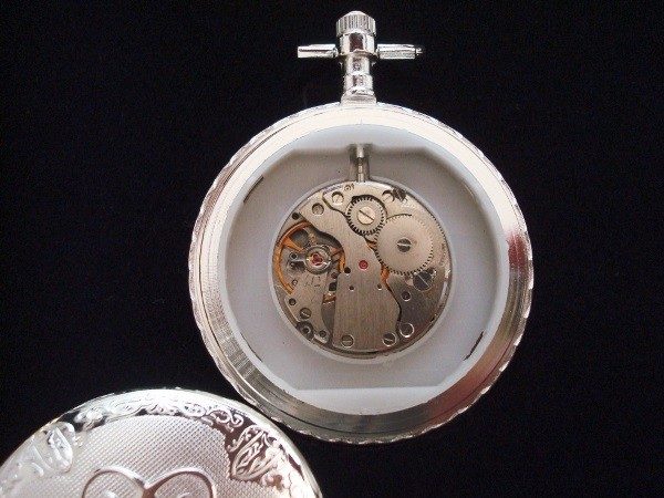 Colección Relojes de Época: 8 relojes de bolsillo bañados en oro y plata