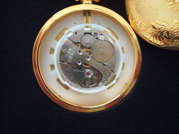 Colección Rarezas de Época: 4 relojes de bolsillo bañados en oro