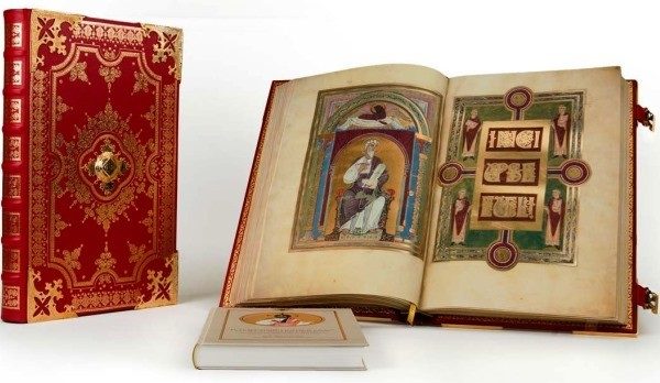 Codex Aureus Escurialensis. The Gospels Imperial Salic. s. XI (5*+)