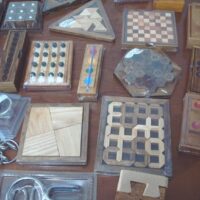 Collection lot of 62 Ingenuity Games, sealed and 2 folders - Image 5