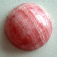 Lot of 5 rhodochrosite cabochons, various sizes - Image 5
