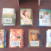 Mini bookcase with 7 beautiful little books (assorted themes) - Image 3