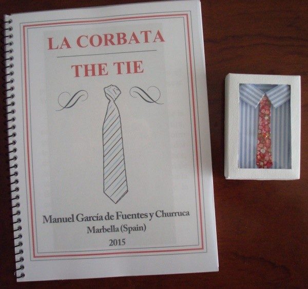 La corbata - The tie (libro miniatura)