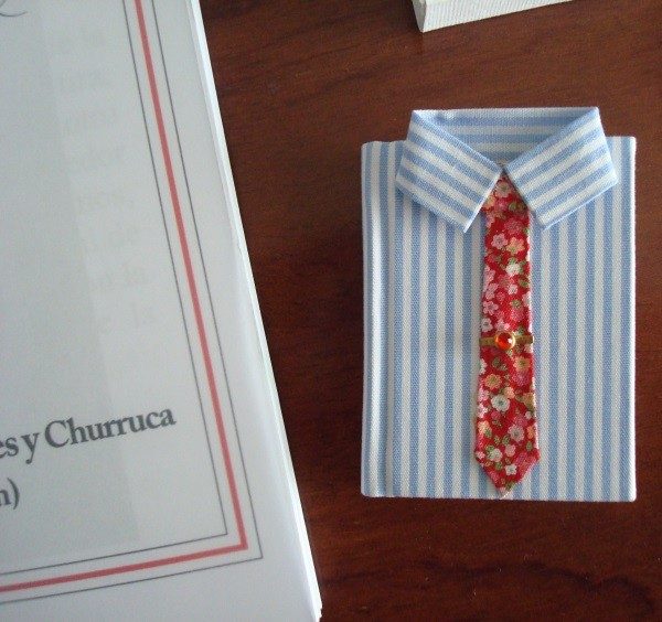 La corbata - The tie (libro miniatura de lujo)