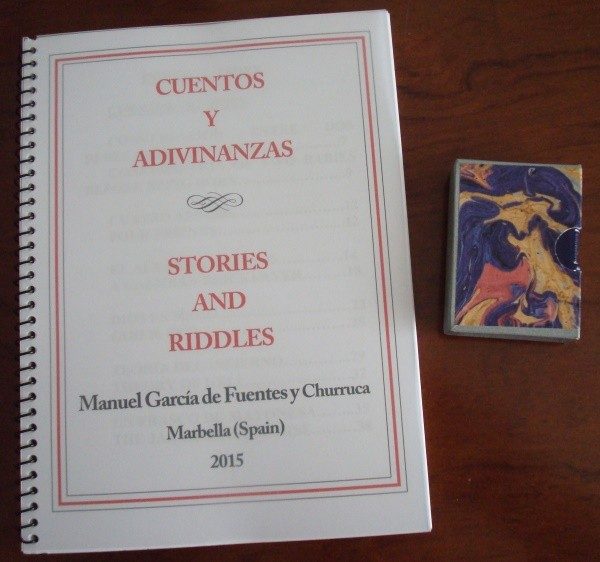 Cuentos y adivinanzas - Stories and riddles (libro miniatura de lujo)