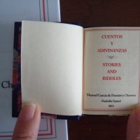 Cuentos y adivinanzas - Stories and riddles (luxury miniature book) - Image 4