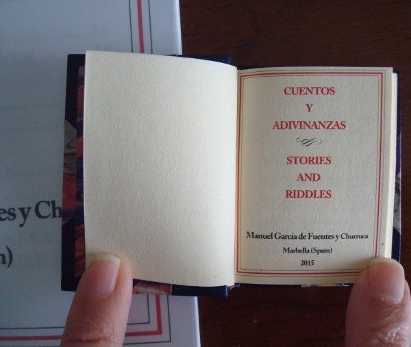Cuentos y adivinanzas - Stories and riddles (luxury miniature book) - Image 4