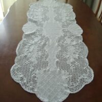 Table cloth living room crochet white 133x49 - Image 2