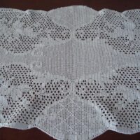 Table cloth living room crochet white 133x49 - Image 4