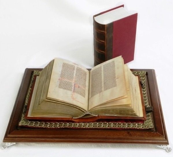 Biblia de San Vicente Ferrer, c. 1275 (número 1) *****