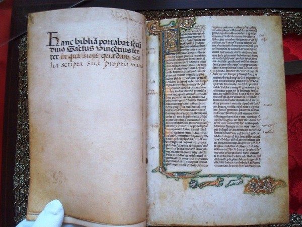 Biblia de San Vicente Ferrer, c. 1275 (número 1) *****