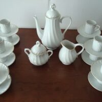 Juego de té vintage de porcelana blanca portuguesa 12 servicios - Imagen 3