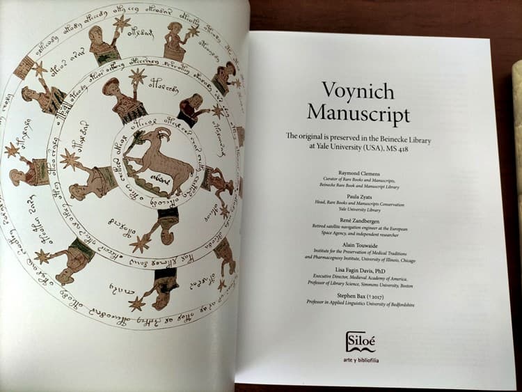 Voynich Manuscript (El Manuscrito Voynich), estudios en inglés y facsímil, edición económica - Imagen 2