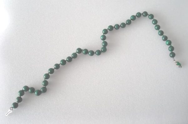 Necklace of 37 8/10 mm malachite beads - Image 3