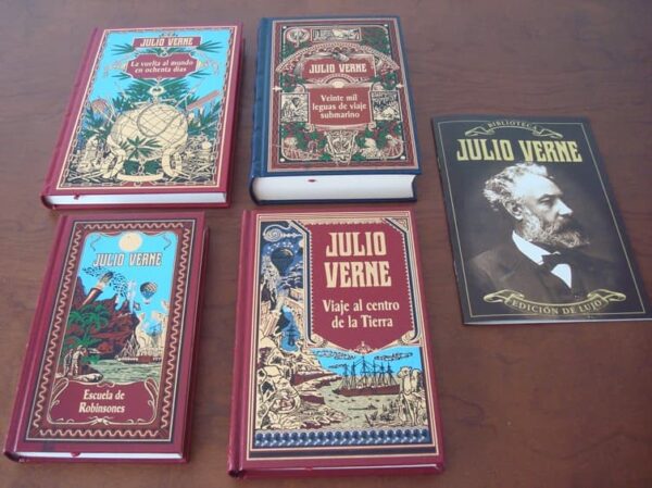 Lot of 4 works from the Julio Verne Library. RBA, 2002