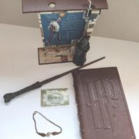 Harry Potter and the Philosopher's Stone. J.K. Rowling. Luxury and exclusive pack - Image 6