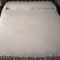 White handmade crochet bedspread for bed 135 - Image 5