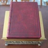 Gold metal lectern, adjustable, desktop - Image 9