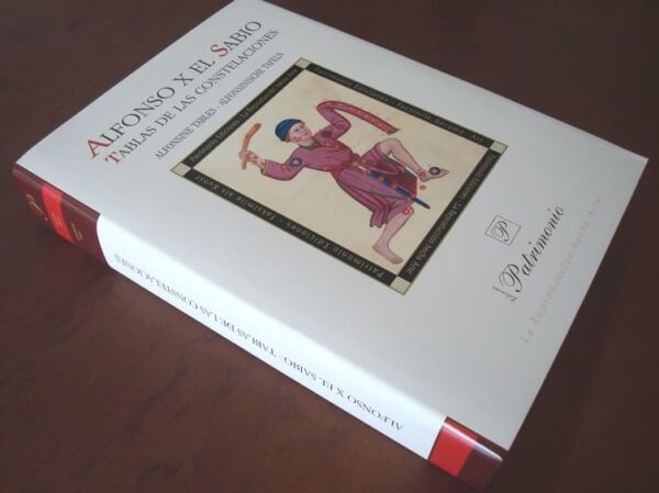Study book of the facsimile Tables of the Constellations. Patrimonio Editions - Image 2