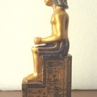 Small golden figure of a scribe from Ancient Egypt - Image 2